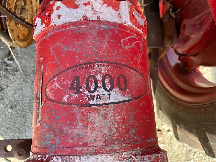 #5682-•-ih-cub-tractor-image-28