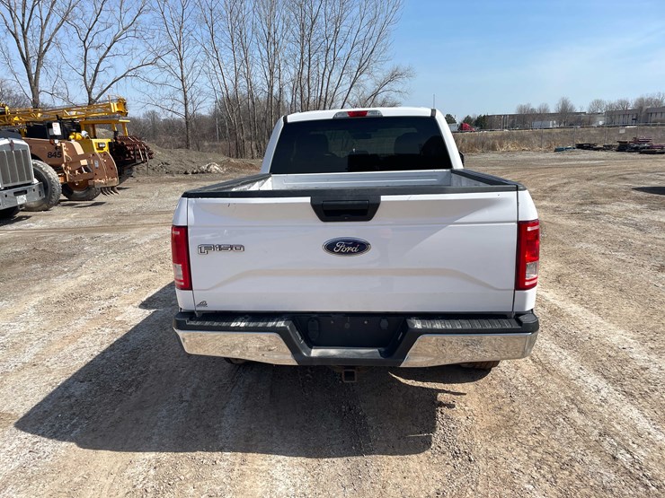 #5673-•-2015-f150-xlt-4x4-extended-cab-(has-wi-title)-image-6