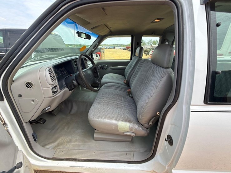 1996-chevrolet-1500-image-8