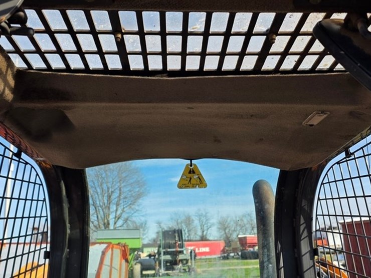 2011-case-sr200-image-37