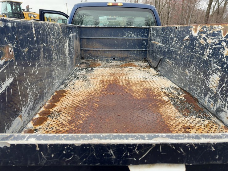 2012-ford-f450-xl-image-16