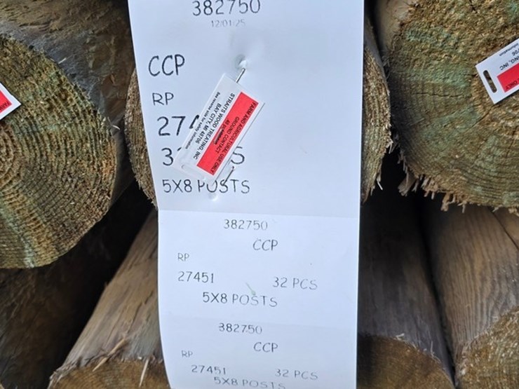 new-32-5x8-treated-fence-posts-image-5