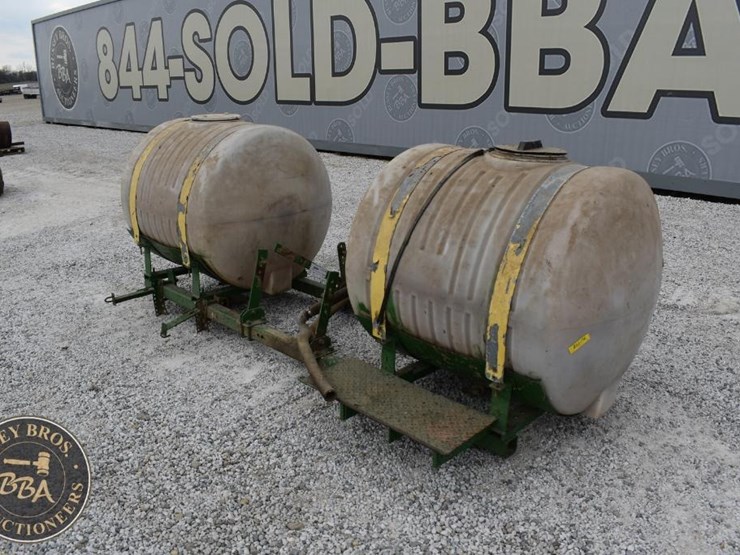 john-deere-180-image-3