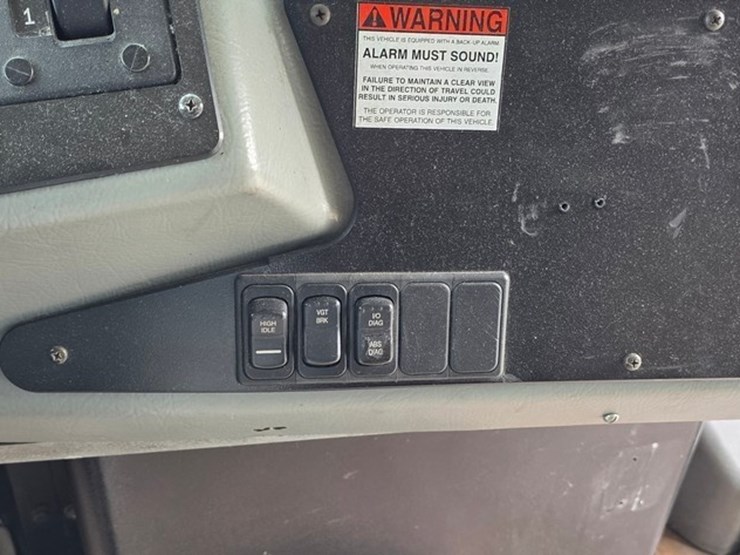 2008-caterpillar-c7-image-66