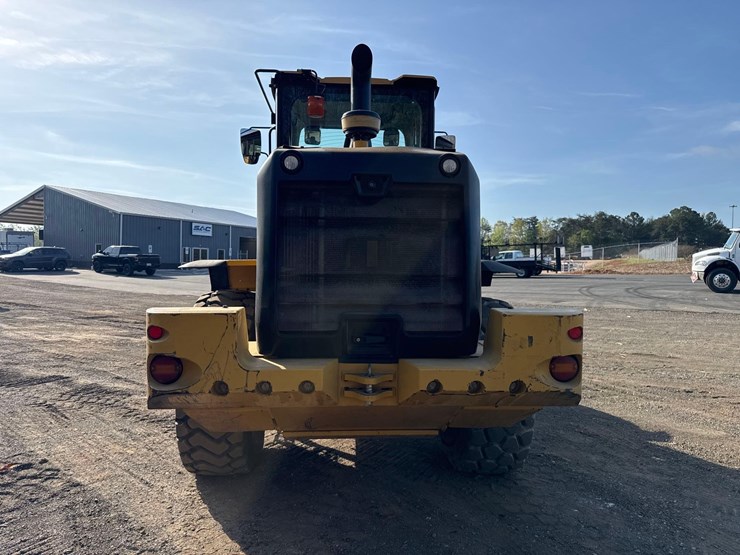 2020-caterpillar-938m-image-4