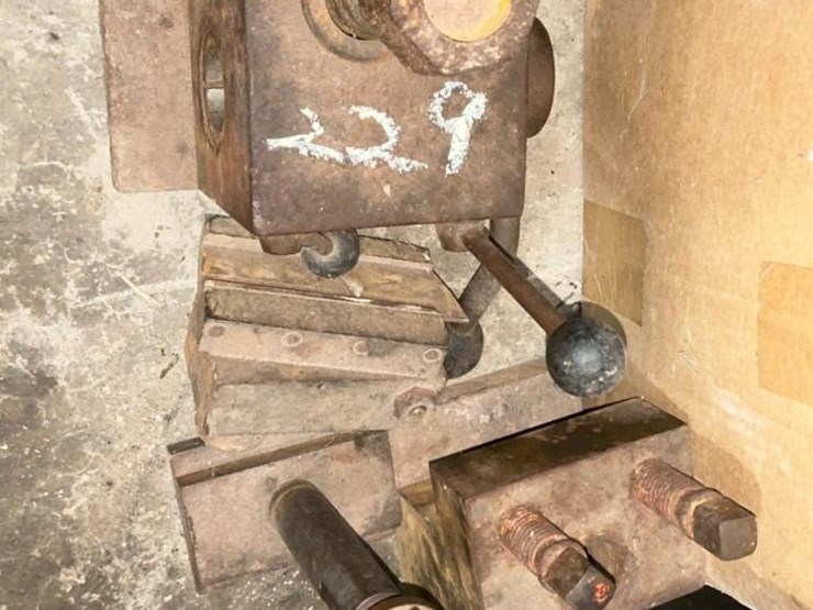 #229-•-tooling-parts-and-rotating-table-image-9