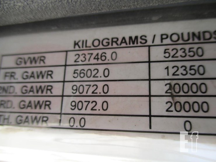 2012-peterbilt-386-image-23