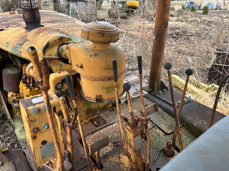 caterpillar-d7-image-30