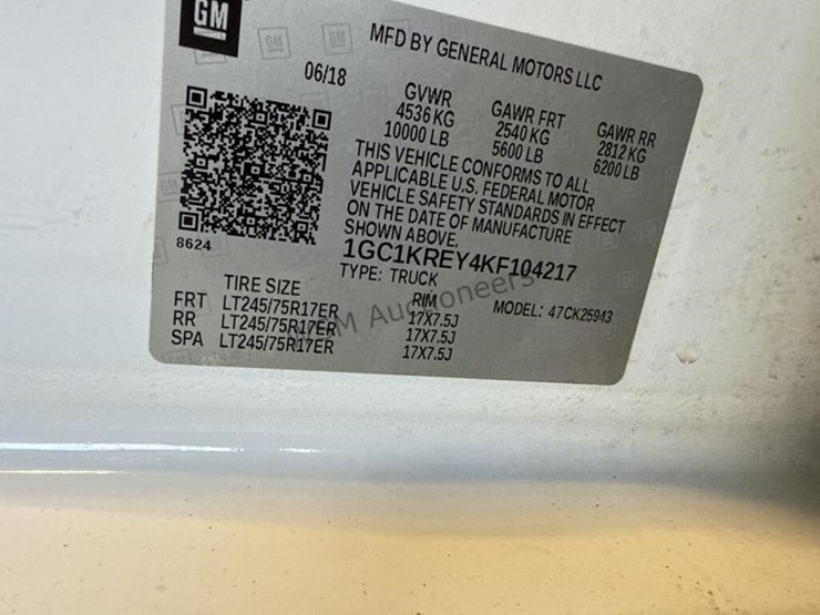 2019-chevrolet-silverado-2500hd-image-16