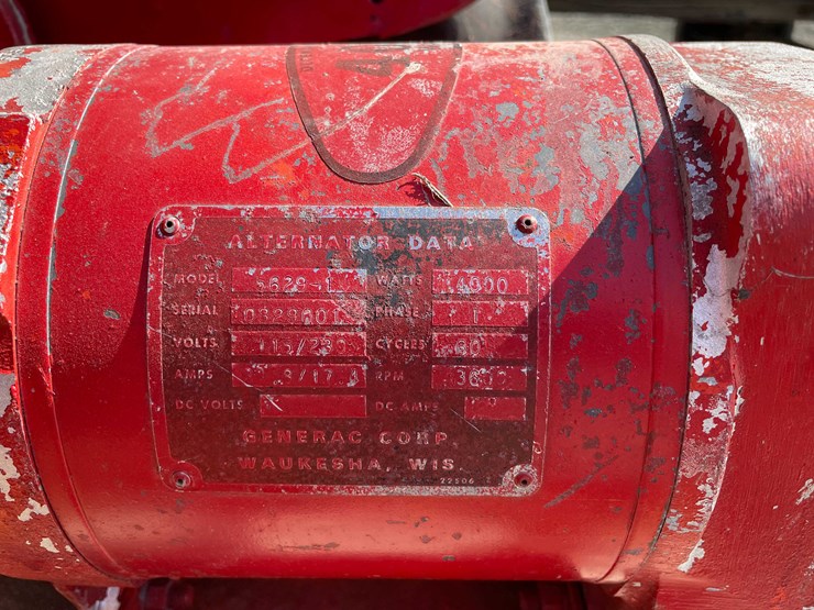 #5682-•-ih-cub-tractor-image-25