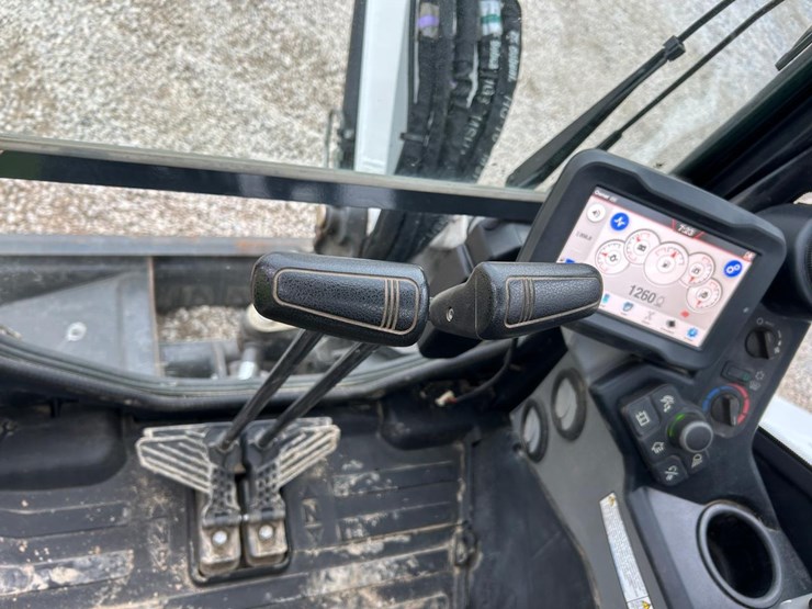 2023-bobcat-e35i-image-21