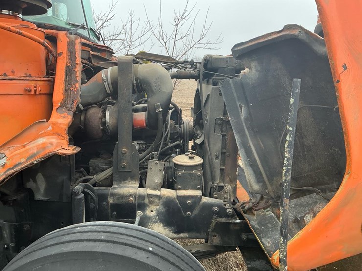 #303-•-mack-crane-truck-image-13