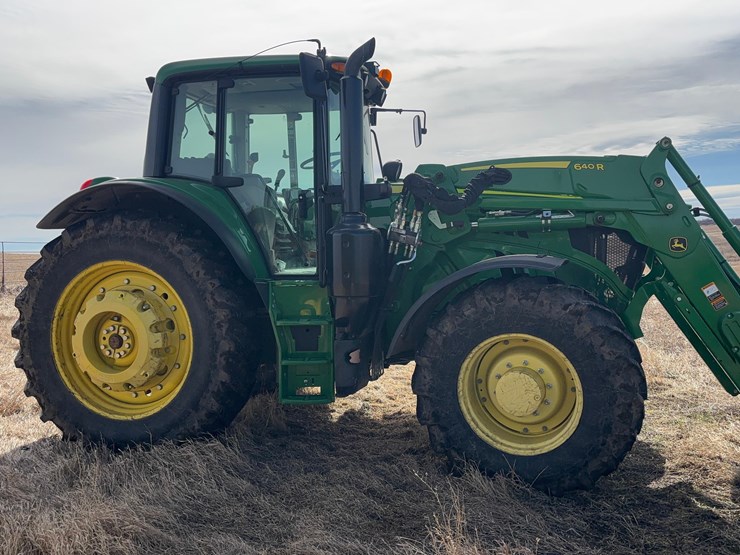 2018-john-deere-6145m-image-5