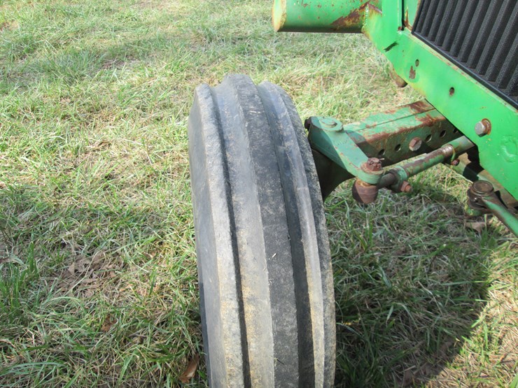 john-deere-2240-image-11