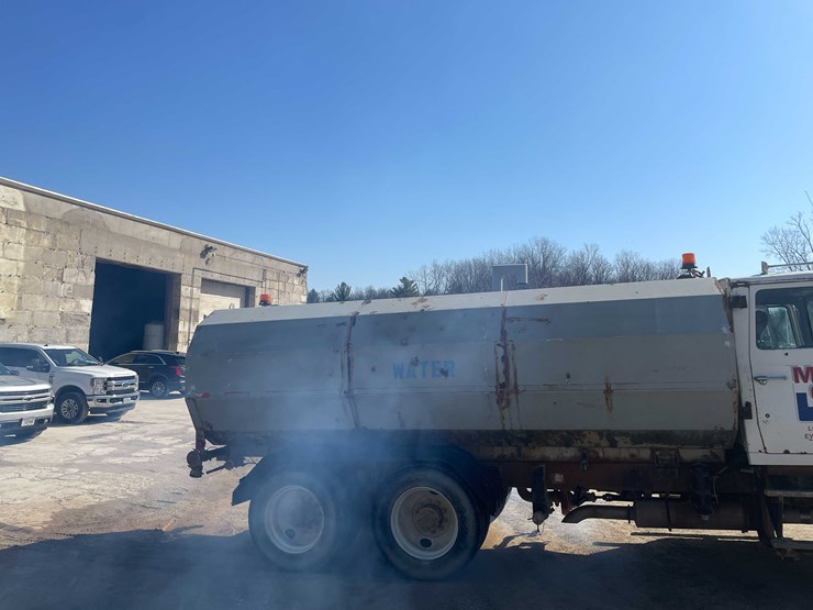 1987-ford-ltl9000-image-131