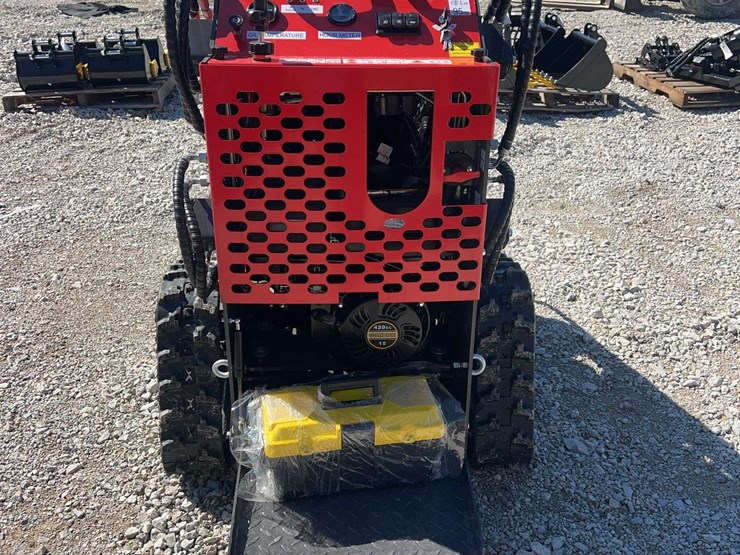 2026-agt-ysrt14-mini-skid-steer-image-6