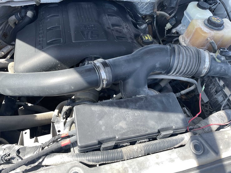 #5671-•-2012-f150-xlt-4x4-crew-cab-(has-wi-title)-image-94