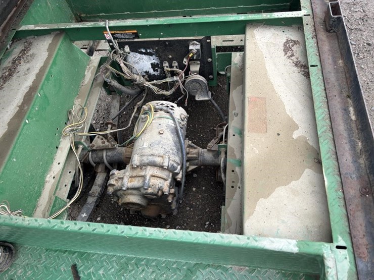 taylor-dunn-b210-image-13