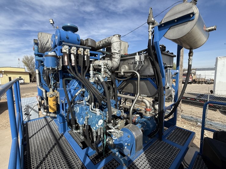 2018-cs&p-270k-scfh-10k-wp-nitrogen-pumper-mtd-on-2018-loadcraft-t/a-trailer-image-10