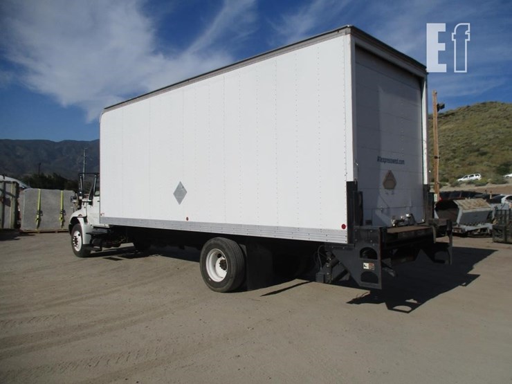 2013-international-durastar-4300-image-4