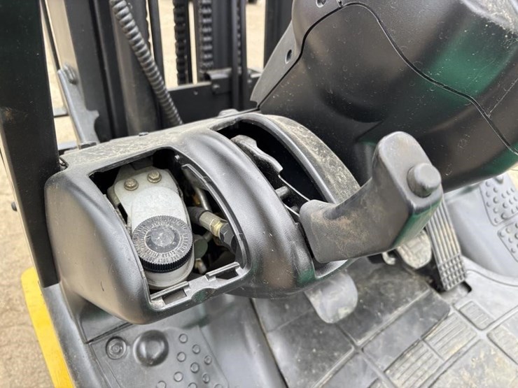 2006-komatsu-fg25sht-16-image-20