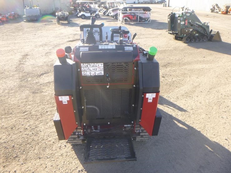 2025-stag-tl425-skid-steer-track-loader-image-8