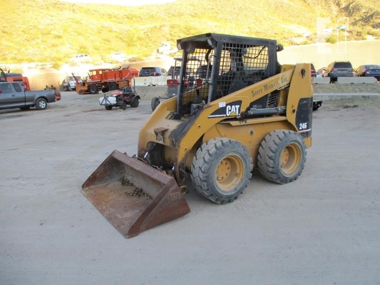 2002-caterpillar-246d-image-1