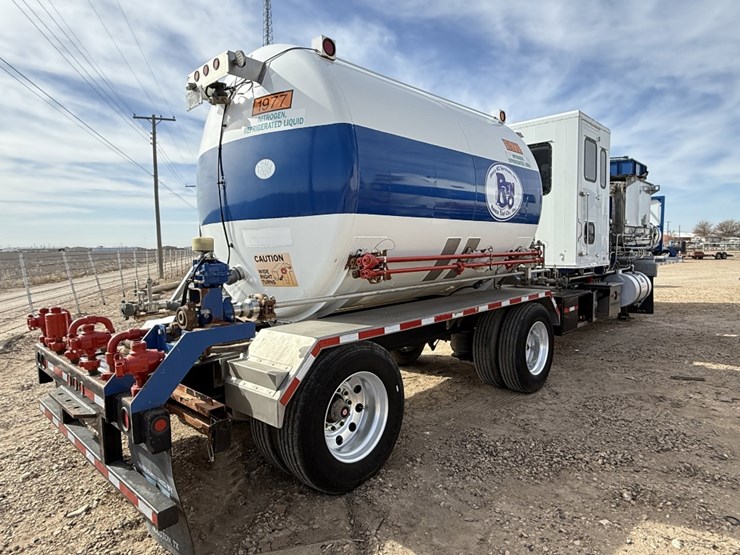 2011-cs&p-180k-scfh-10k-wp-nitrogen-pumper-mtd-on-2011-loadcraft-t/a-trailer-image-5