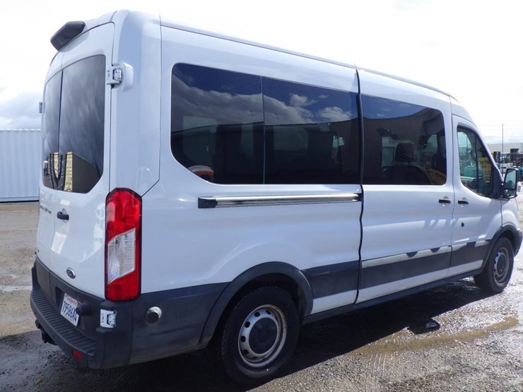 2019-ford-transit-image-3