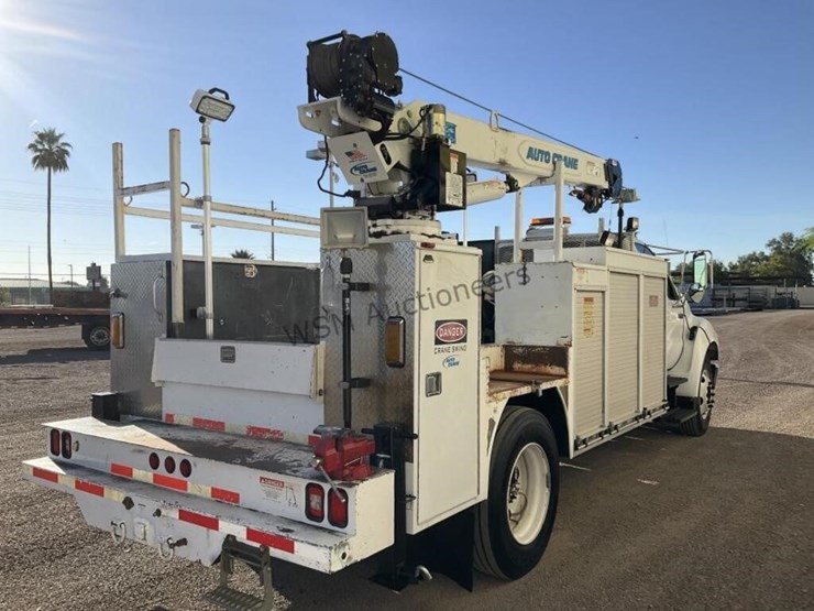 2008-ford-f650-image-6