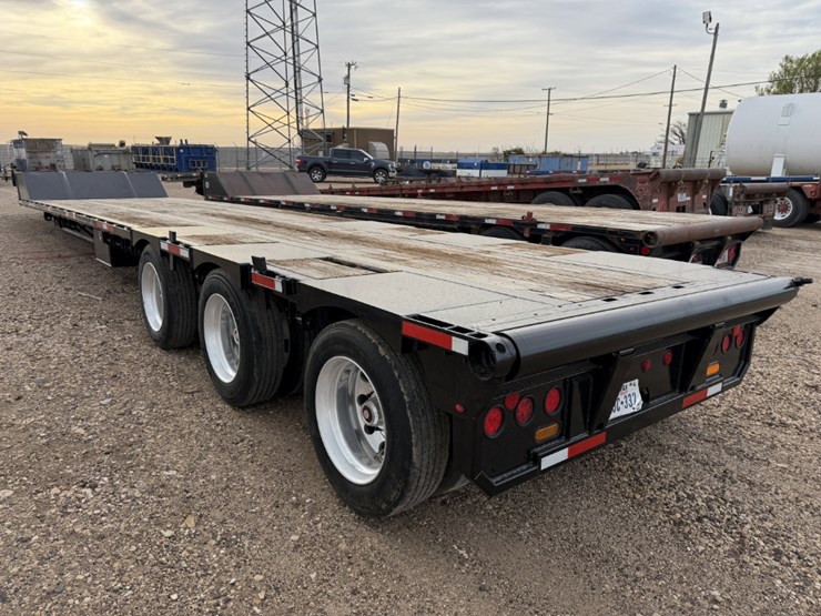 2014-transcraft-53'-x-102"-image-10