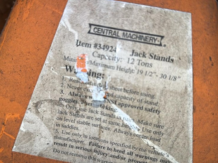 #241-•-6-jack-stands-image-4