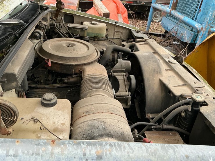 1991-chevrolet-cheyenne-3500-image-17