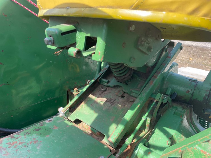 1961-john-deere-2010-image-28