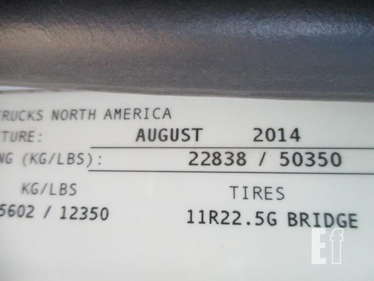 2015-volvo-10-image-26