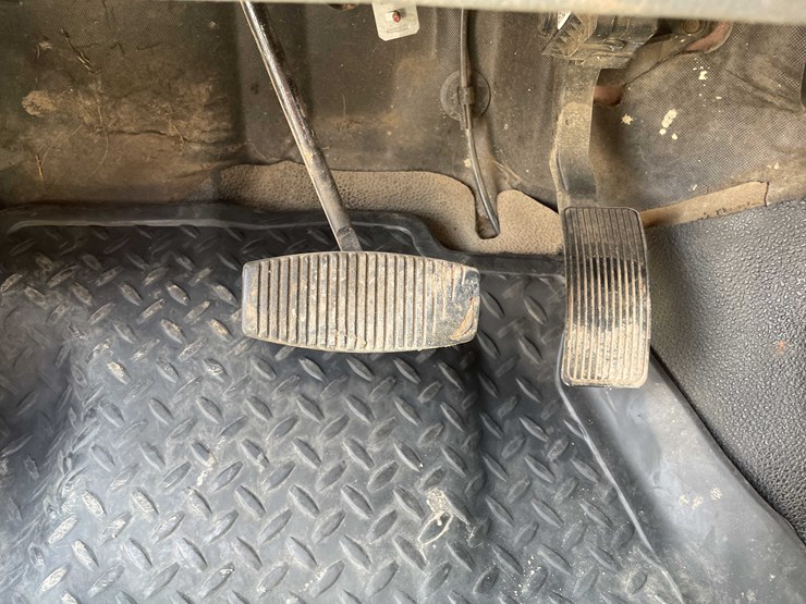 #5678-•-2015-f250-4x4-extended-cab-(has-wi-title)-image-58