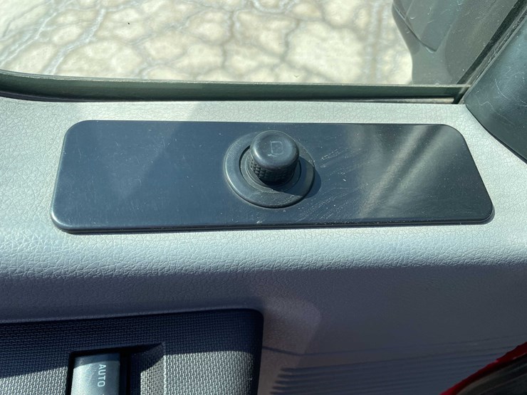 #5678-•-2015-f250-4x4-extended-cab-(has-wi-title)-image-54