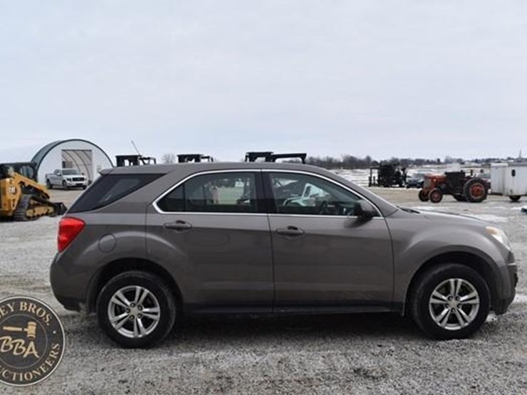 2010-chevrolet-equinox-ls-image-9