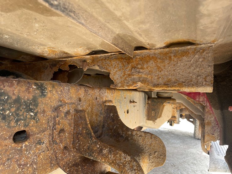 #5677-•-2011-f250-4x4-extended-cab-(has-wi-title)-image-32