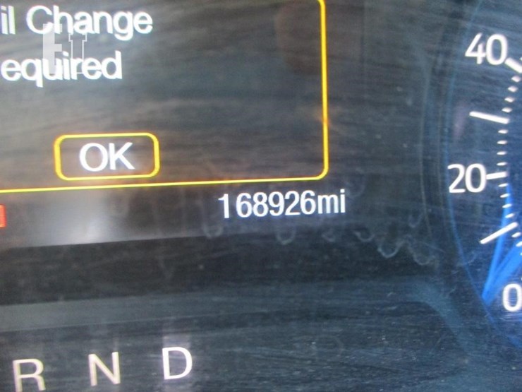 2018-ford-explorer-image-17