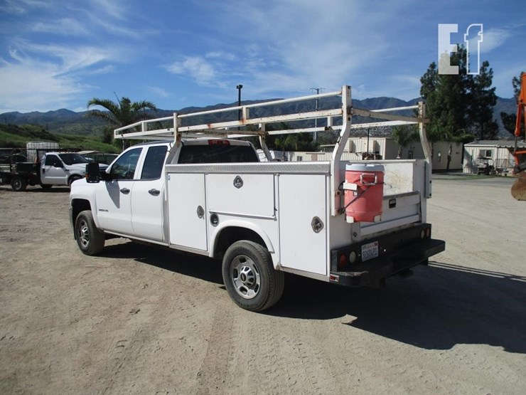 2015-chevrolet-2500hd-image-4