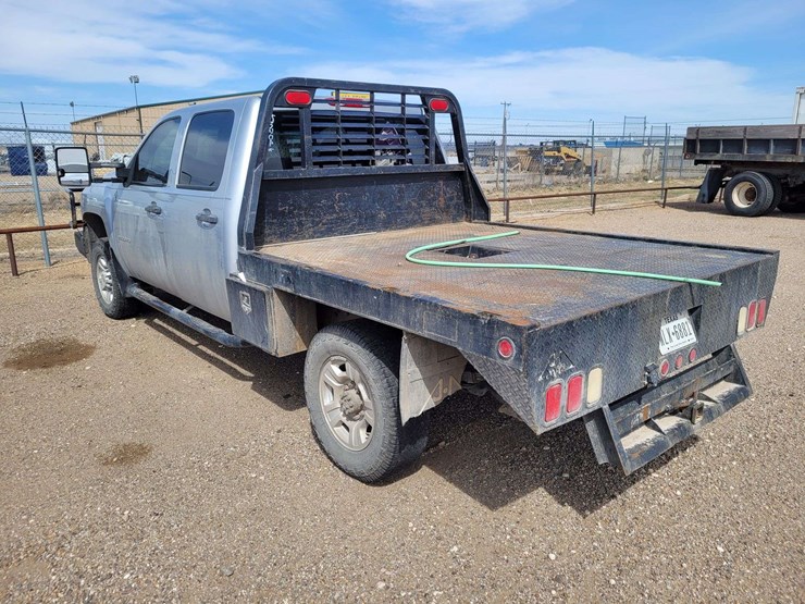 2010-chevrolet-silverado-2500-lt-image-8