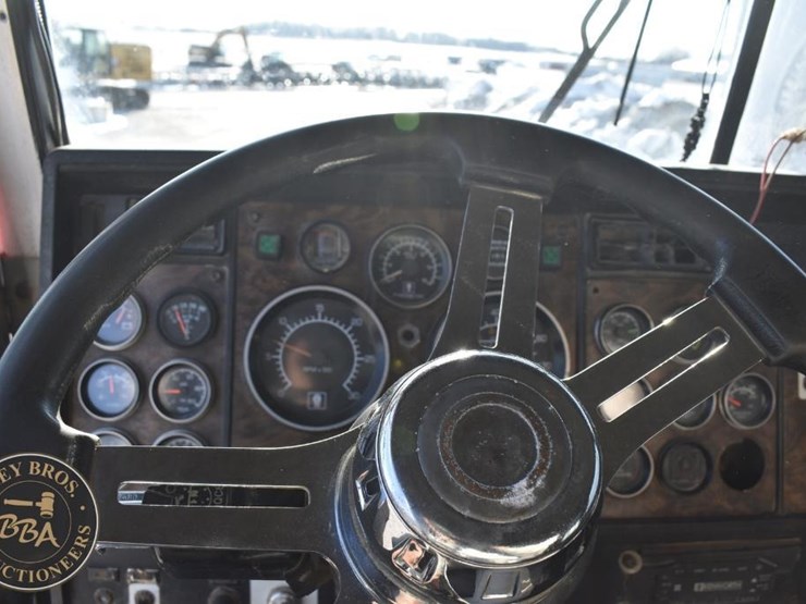 1995-kenworth-t800-image-78