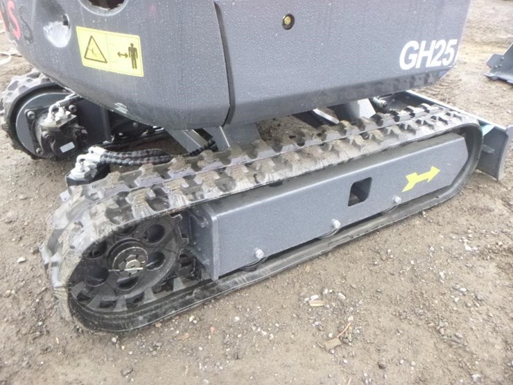 aboss-gh25-hydraulic-excavator-image-27