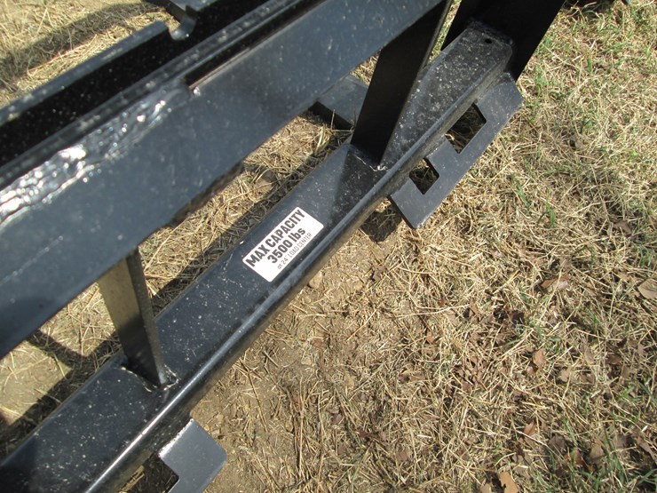 #44058-•-4'-skid-steer-forks-image-4