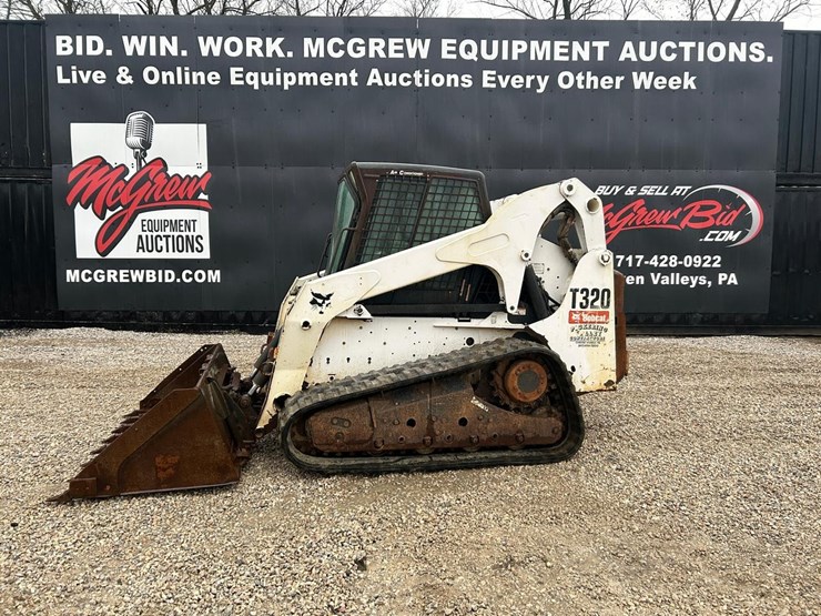 bobcat-t320-image-1