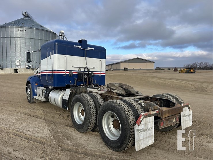 2014-peterbilt-384-image-7