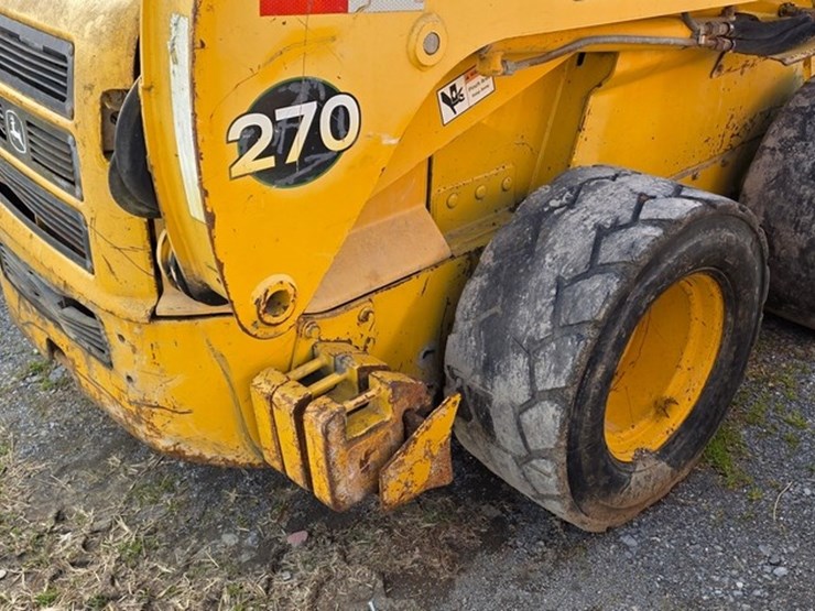 john-deere-270-image-14