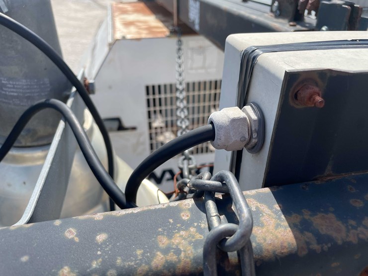 #5692-•-wacker-light-tower-image-39