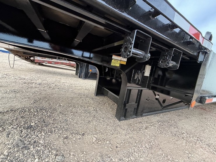 2014-transcraft-53'-x-102"-image-15